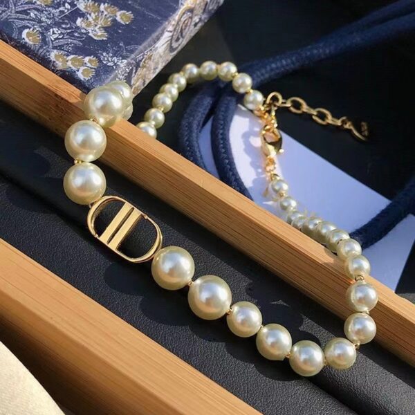 Dior 23 Fashion CD Pearl Bracelet
