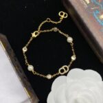 Dior 23 new letter CD full diamond pearl bracelet